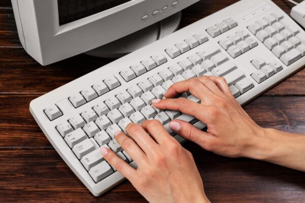 10 Best Swedish Keyboards and Layout Tools for Smooth Typing
